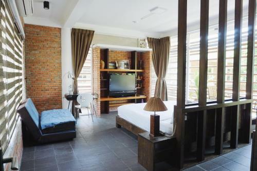 Rock Villa