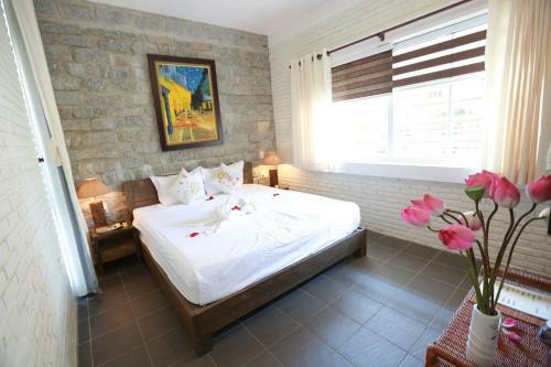 Rock Villa