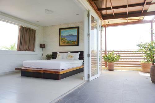 Rock Villa