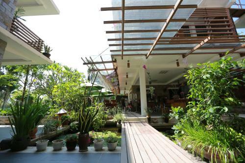 Rock Villa