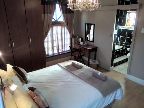 Hostal Egmont Guest House