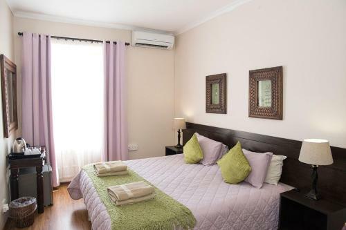 Hostal Jaybay House