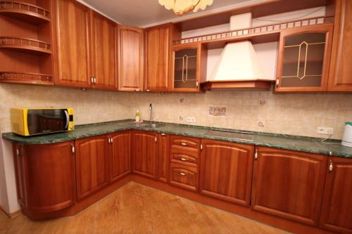 Apartments At Livoberezhna