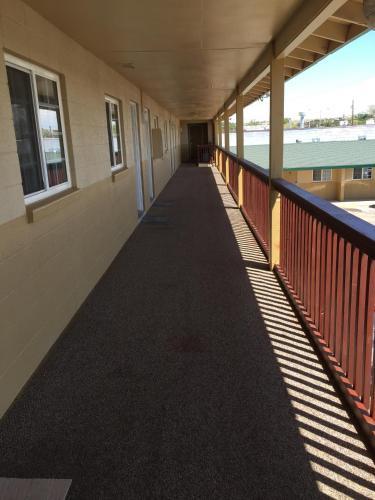 Encore Motel