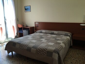 Hotel Lora