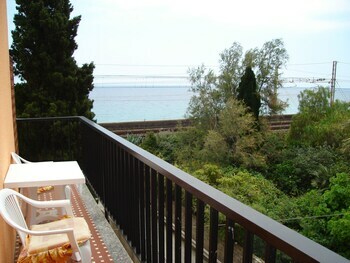 Hotel Lora