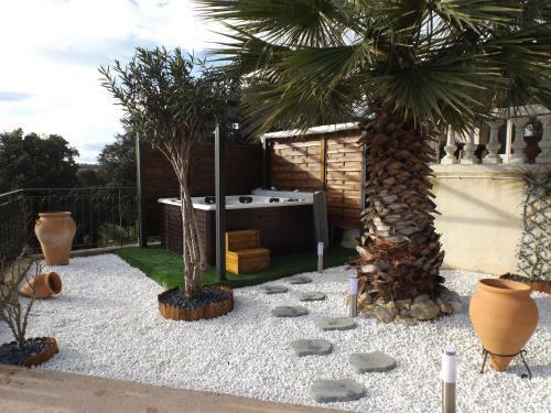 Bed & Breakfast Gite Les Bois 1