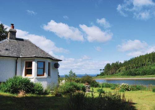 Shore Cottage