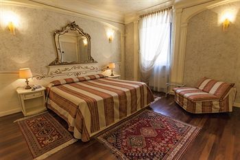 Hotel Colomba D Oro