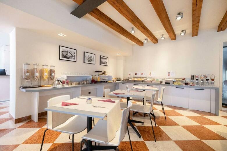 Hotel Armando