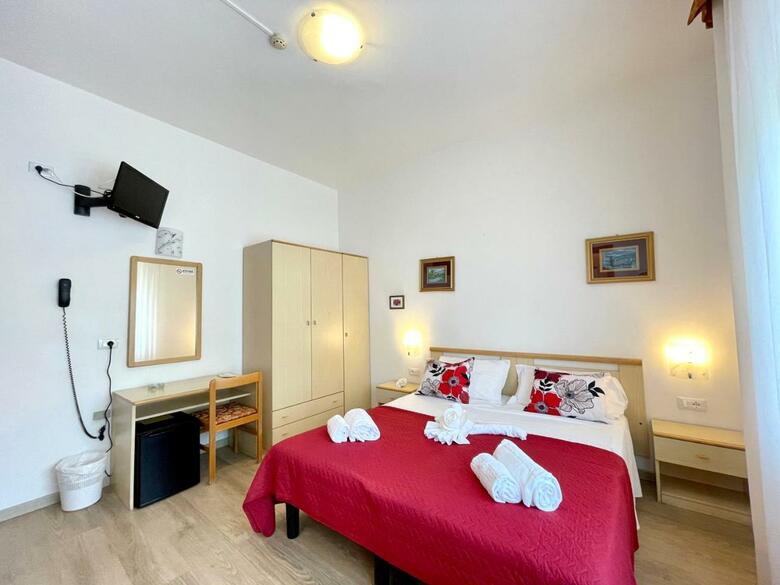 Hotel Trovatore