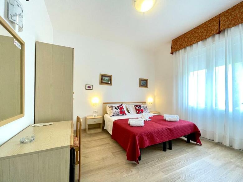 Hotel Trovatore