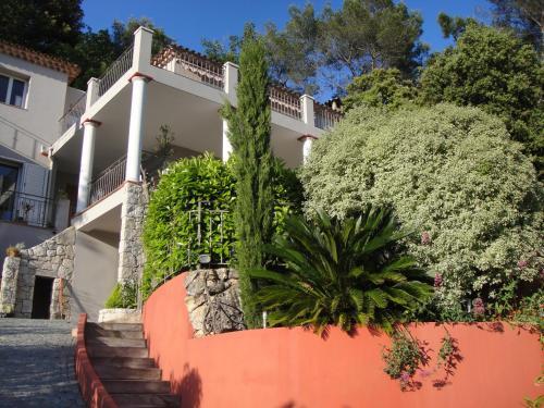 Apartamento C�te D'azur Sous Les Pins