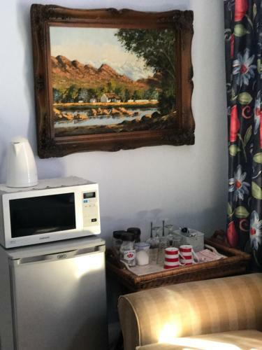 Bed & Breakfast Edens Guest House