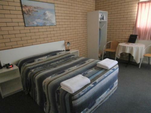 Binalong Motel
