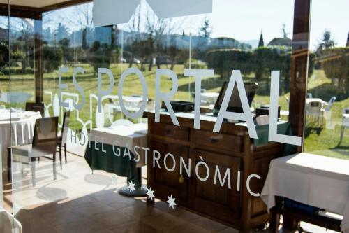 Hotel Es Portal
