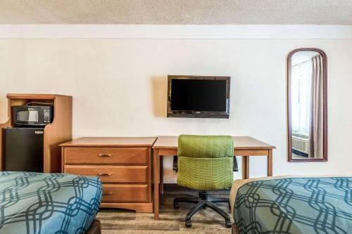 Motel Red Carpet Inn And Suites - Gastonia