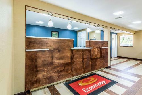 Motel Red Carpet Inn And Suites - Gastonia