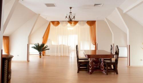 Hotel Complex Verhovina