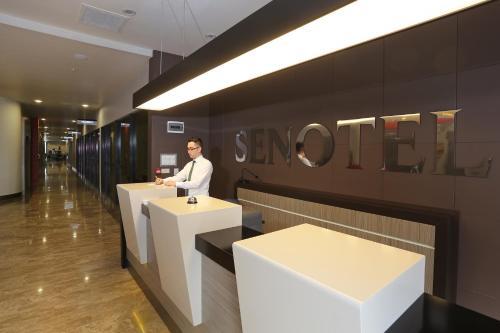 Bed & Breakfast Sen Hotel Academic Aparts