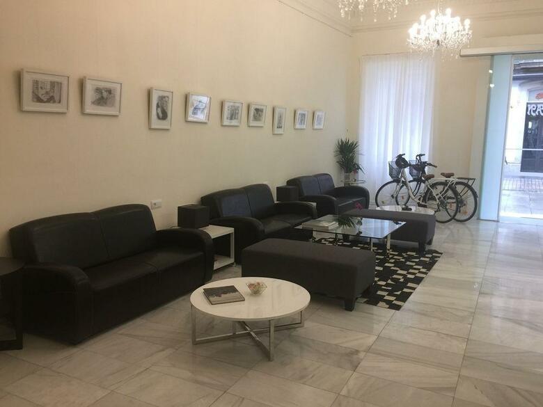 Hostal Alda Albor�n Rooms