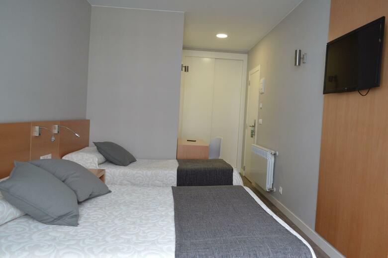 Hostal Alda Albor�n Rooms
