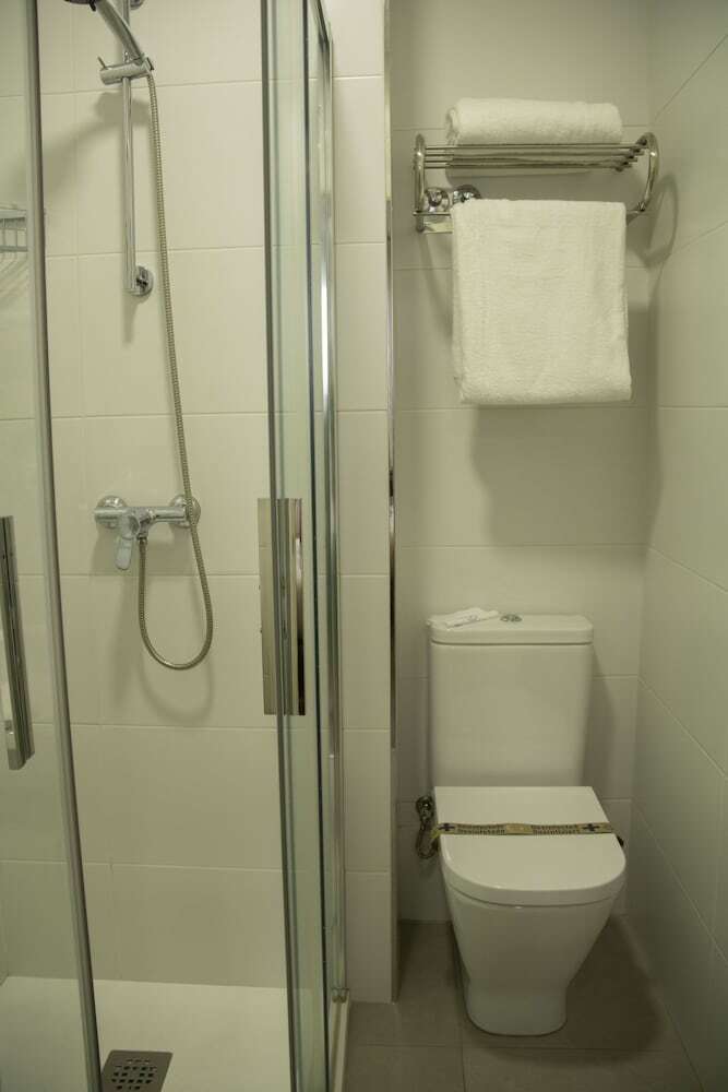 Hostal Alda Albor�n Rooms