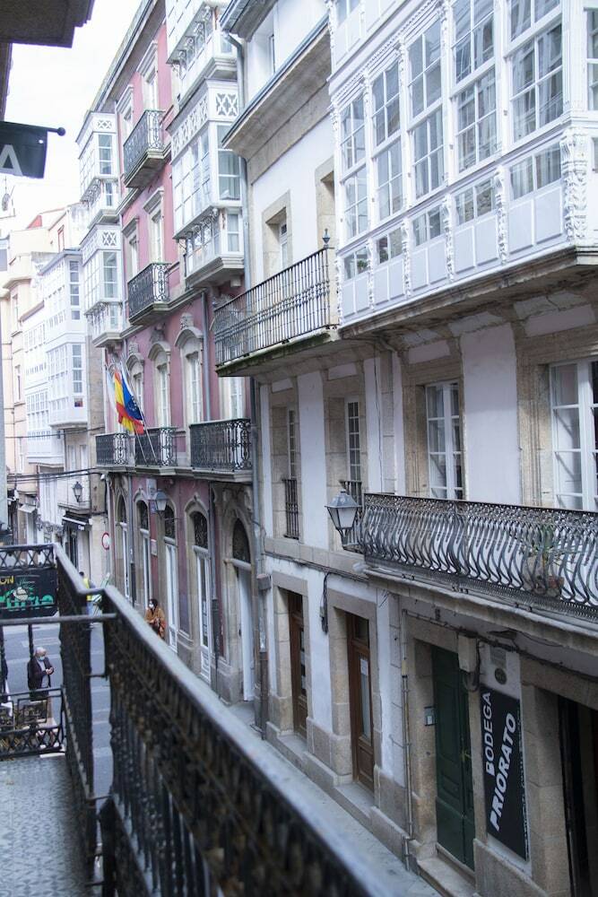 Hostal Alda Albor�n Rooms
