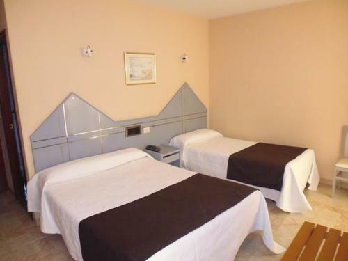Hostal Alda Albor�n Rooms