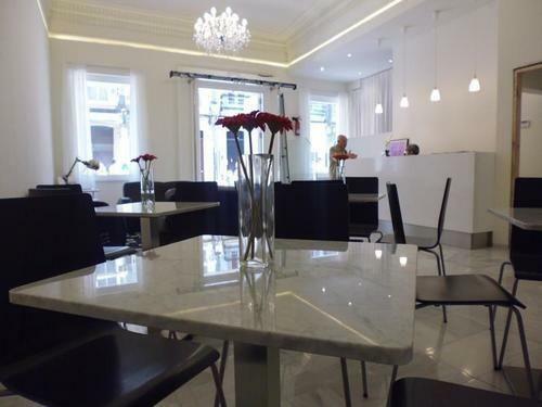 Hostal Alda Albor�n Rooms