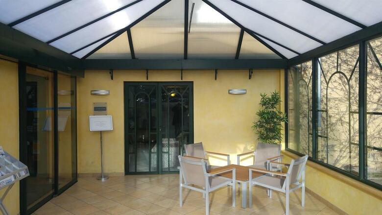 Hotel Kyriad La Ferte Bernard