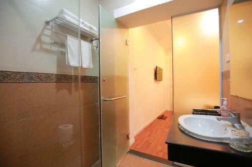 Hotel 24 Kim Ma