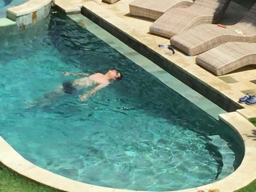 Hostal Hill Dance Bali American Hotel