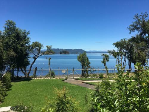 Lodge Caba�as El Roble Lican Ray