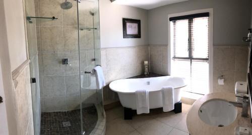 Hostal Valdior Guest House