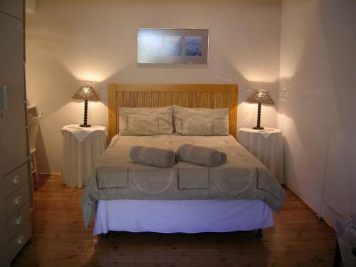 Hostal Dempsey's Guest House