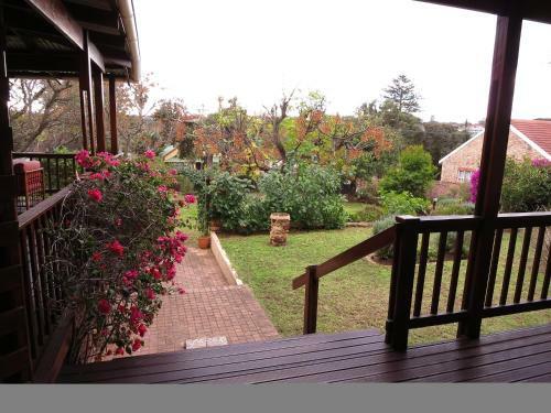 Hostal Dempsey's Guest House
