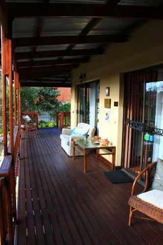 Hostal Dempsey's Guest House