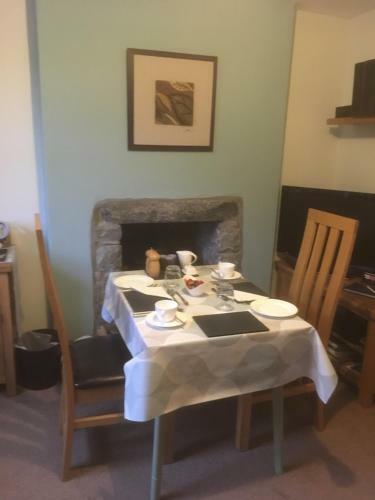 Garth Engan Private Self Contained B&B With Garden Area