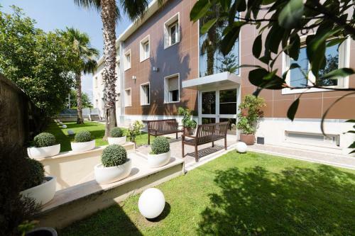 Plana Hotel