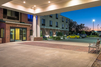 Hotel Holiday Inn Express And Suites Lafayette East