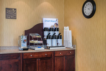 Hotel Holiday Inn Express And Suites Lafayette East