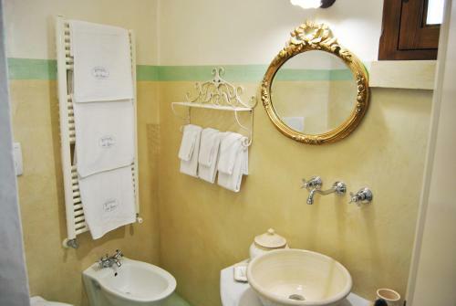 Hostal L' Adelaide