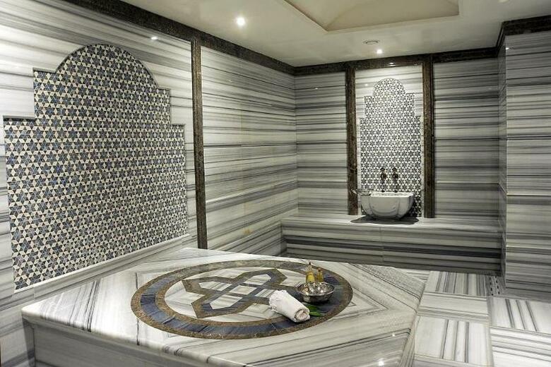 Hotel Titanic City