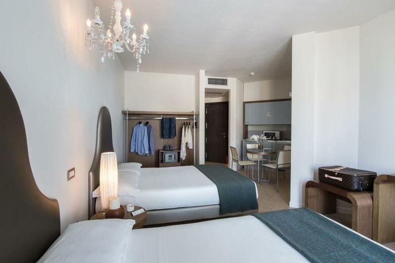 Blu Suite Hotel