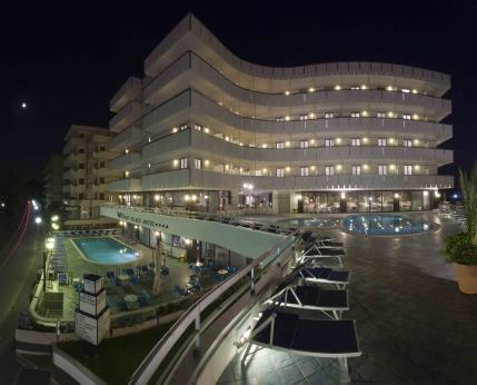 Waldorf Palace Hotel