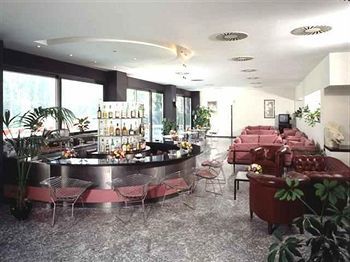Waldorf Palace Hotel