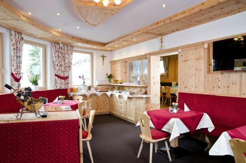 Berghotel Rasis