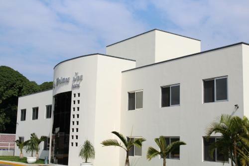 Hotel El Palmar Inn
