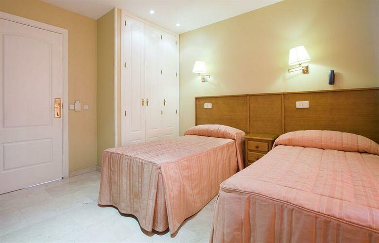 Hostal Castilla II Puerta Del Sol